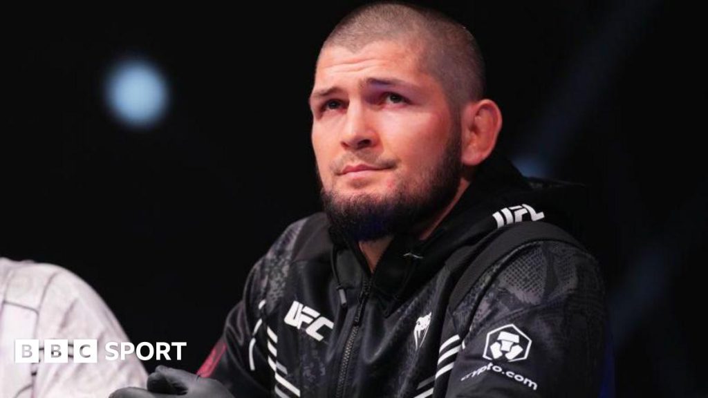 Khabib Nurmagomedov: Mantan juara UFC dikawal dari pesawat setelah perselisihan keluar kursi