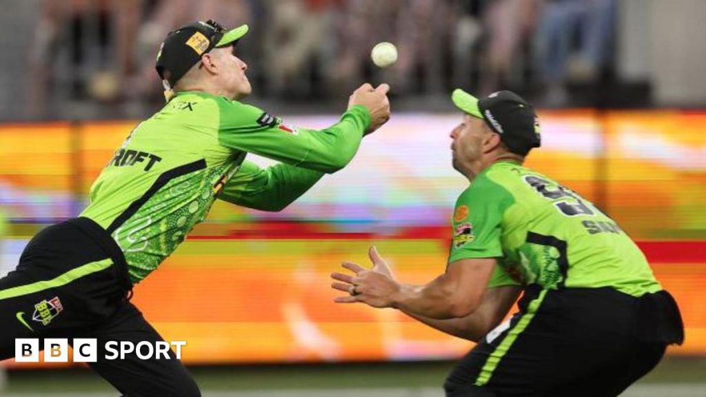 Tabrakan Big Bash League: Sydney Thunder mengatakan Cameron Bancroft dan Daniel Sams ‘sadar dan berbicara’