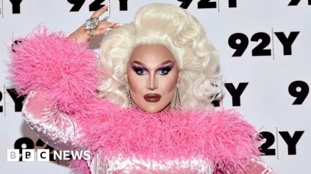 Drag Star the Vivienne meninggal setelah mengambil ketamin, kata keluarga