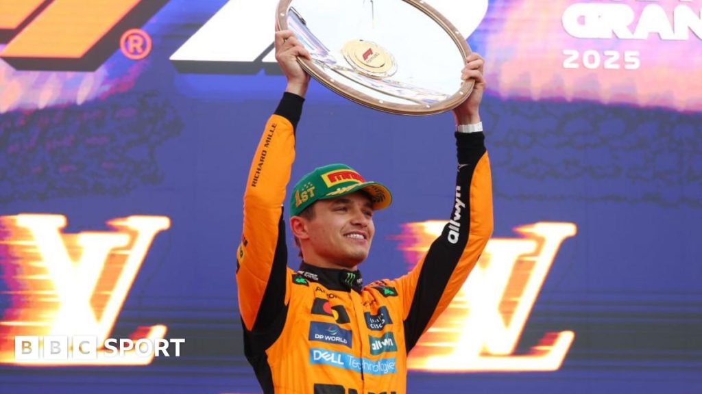 Grand Prix Australia: Lando Norris menang dari Max Verstappen setelah balapan basah yang kacau