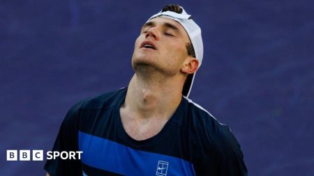 Miami Open: Jack Draper dipukuli oleh Jakub Mensik di Miami Open Babak Kedua